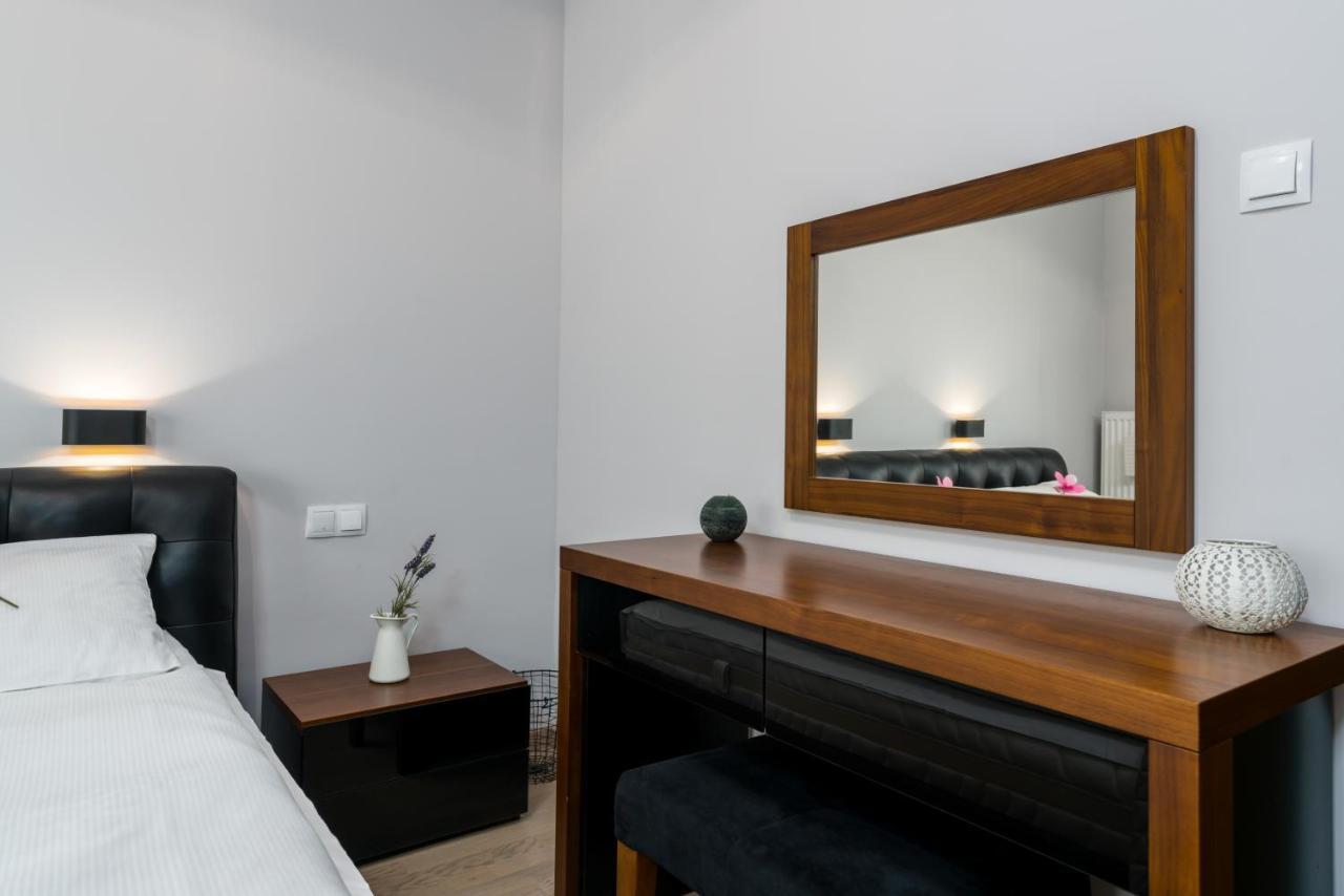Apartment Towarowa By Renters Poznan