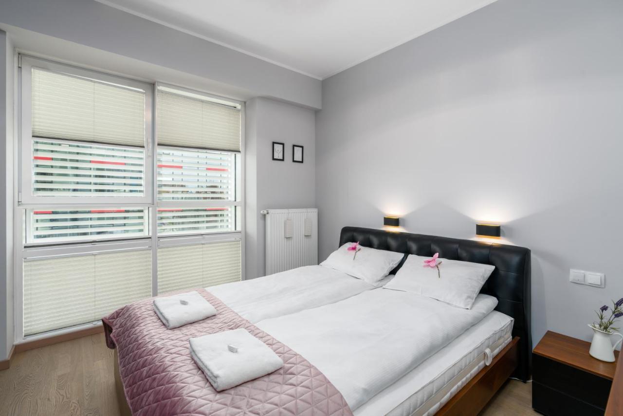 Apartment Towarowa By Renters Poznan