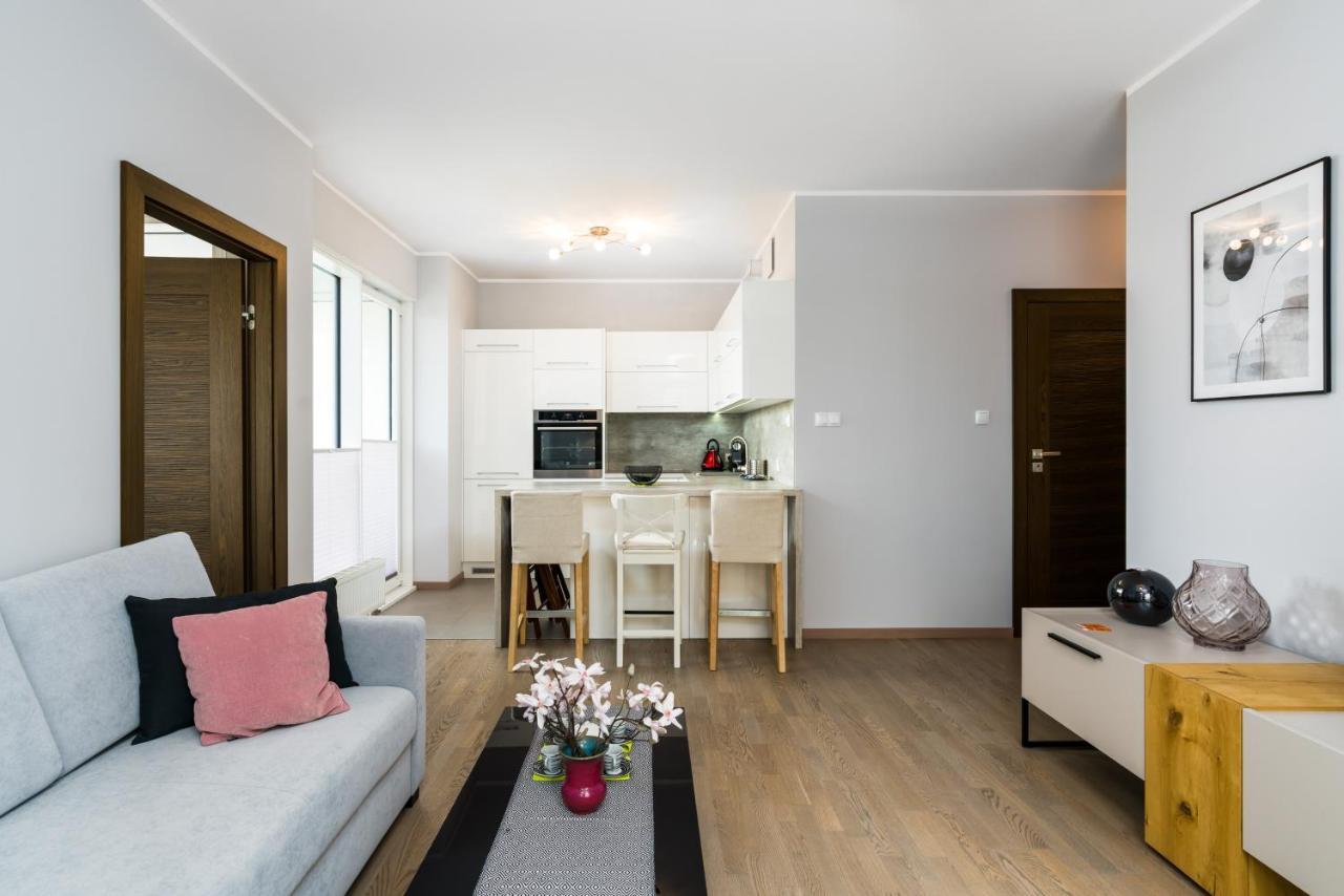 Apartment Towarowa By Renters Poznan